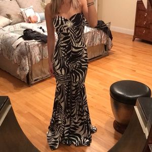 CACHE MERMAID ZEBRA GOWN